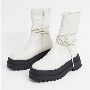 Public Desire Finale Chunky Boots With Tie in Bone